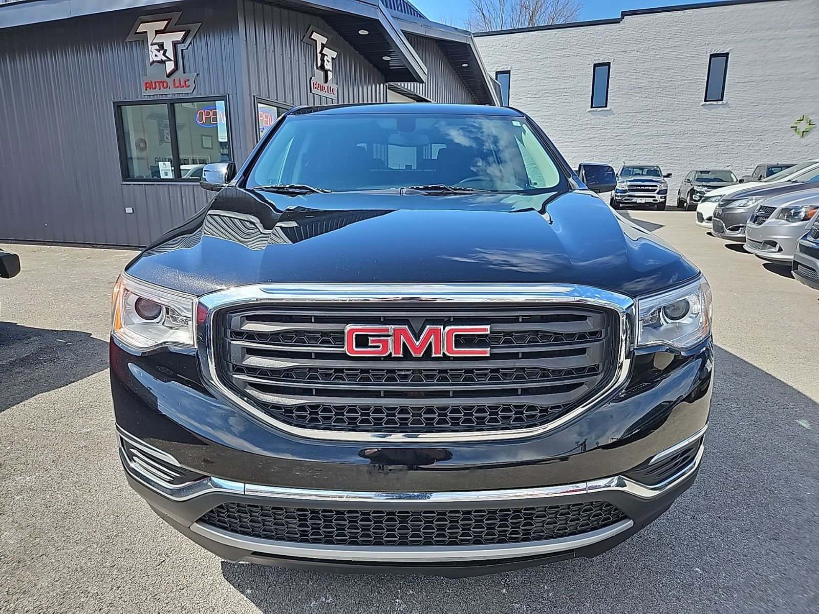 Used 2019 GMC Acadia SLE image 10