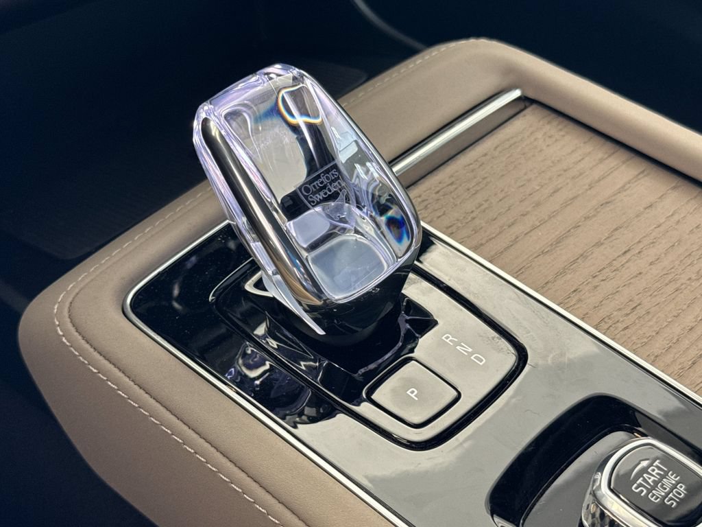 New 2026 Volvo XC90 B5 Plus AWD/4WD image 22