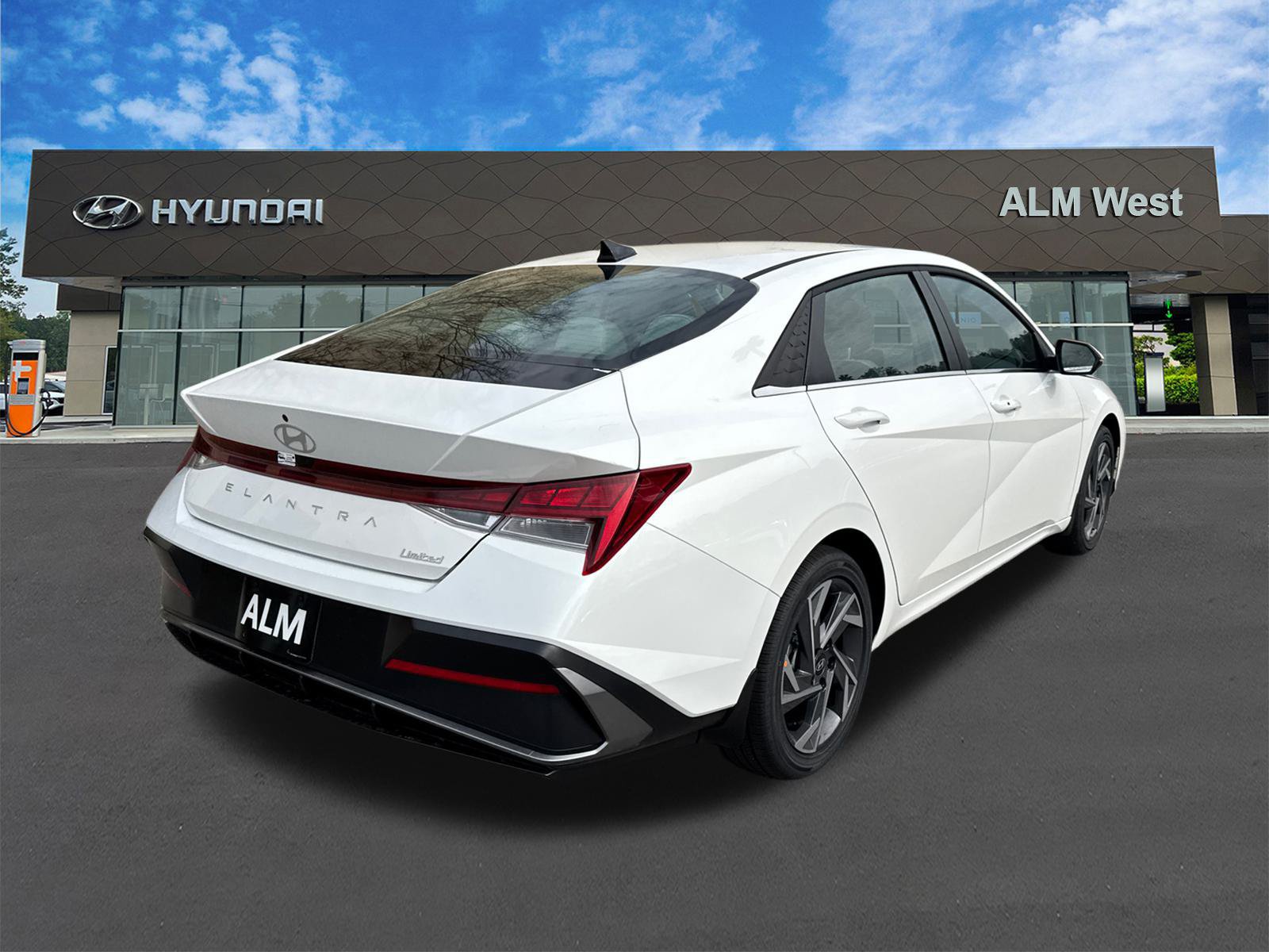 New 2026 Hyundai Elantra Limited FWD image 6