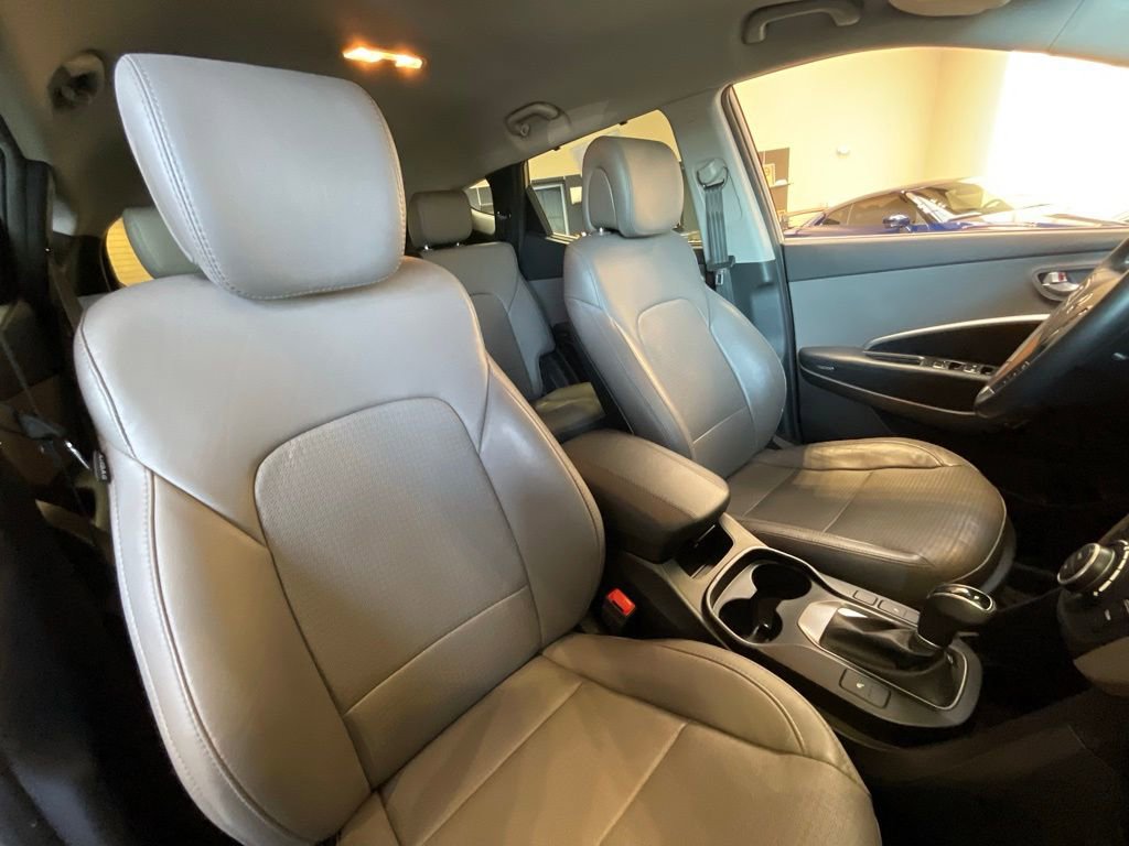Used 2016 Hyundai Santa Fe Sport w/ Option Group 03 image 19