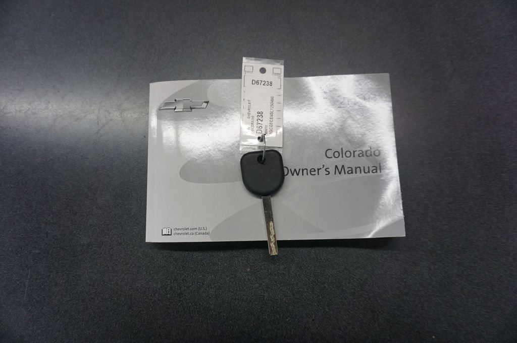 Used 2020 Chevrolet Colorado LT AWD/4WD image 16