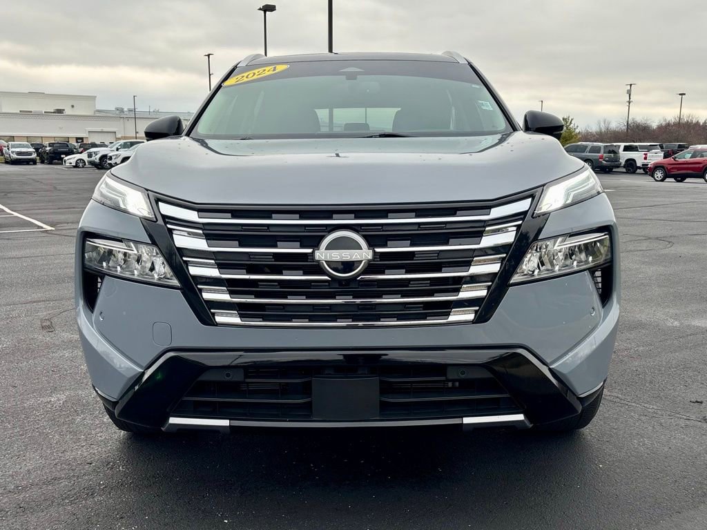 Used 2024 Nissan Rogue Platinum w/ Platinum Premium Package image 10