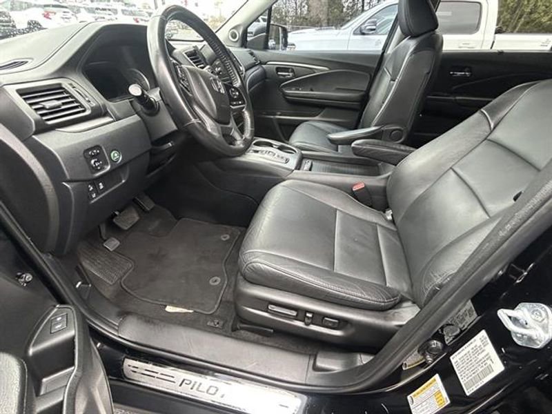 Used 2021 Honda Pilot Special Edition image 14