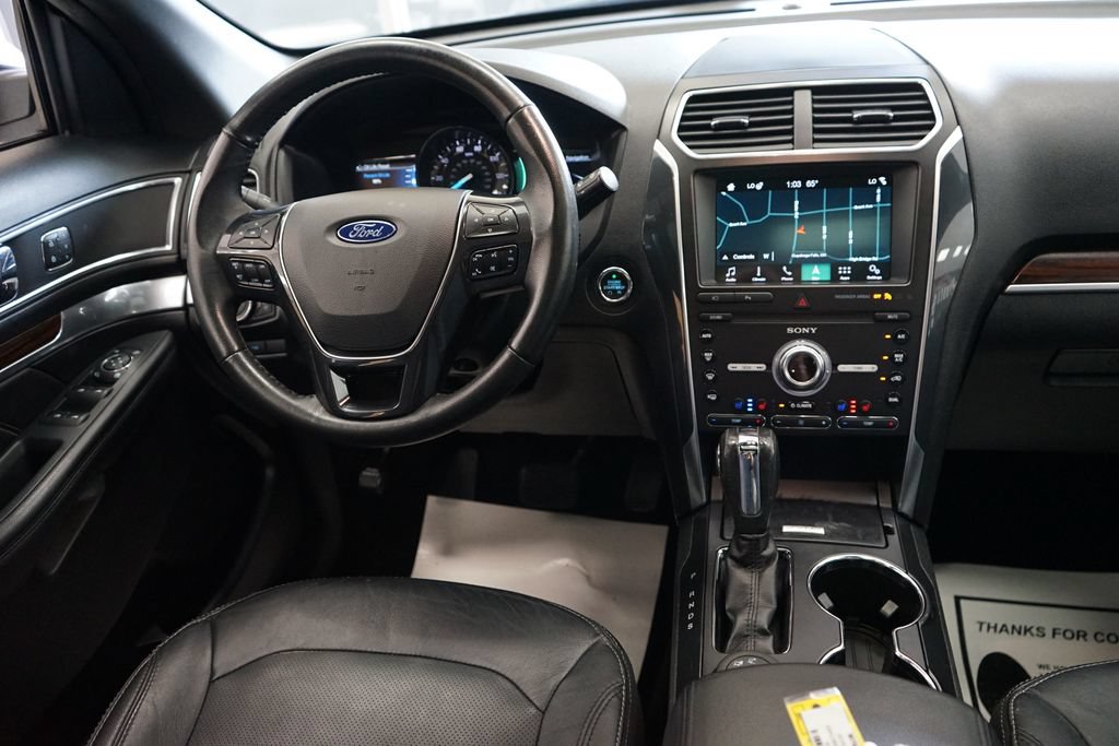 Used 2019 Ford Explorer Limited w/ Class III Trailer Tow Package AWD/4WD image 12