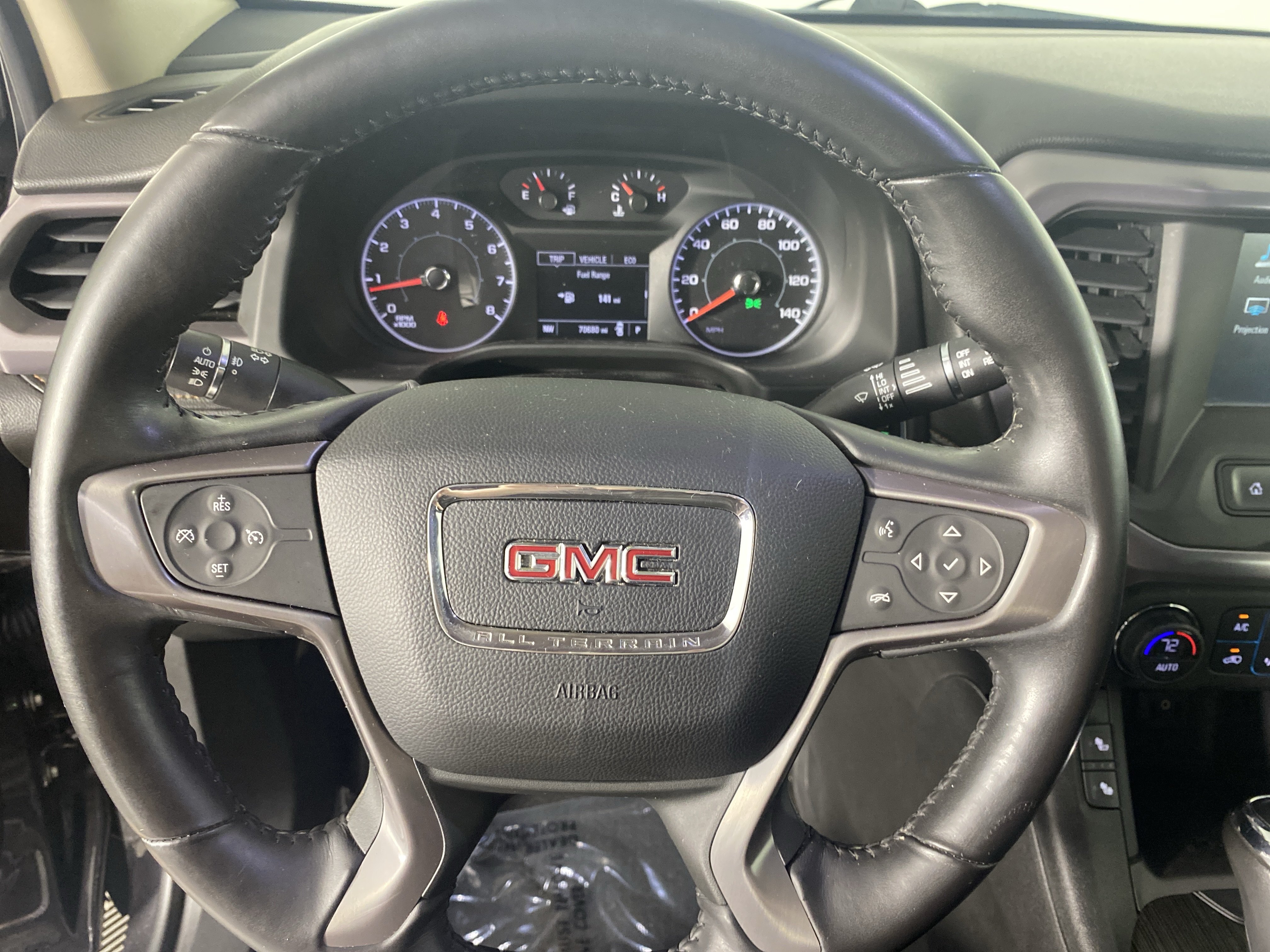 Used 2017 GMC Acadia SLE w/ Driver Alert Package I AWD/4WD image 21
