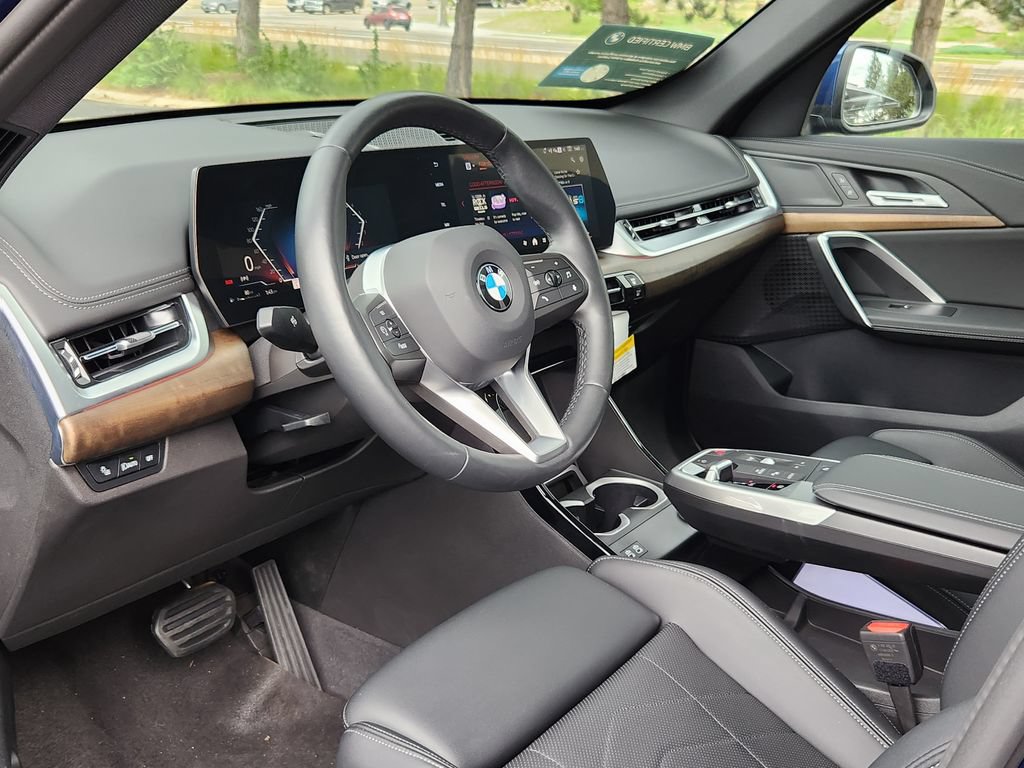 Used 2025 BMW X1 xDrive28i w/ Convenience Package AWD/4WD image 7