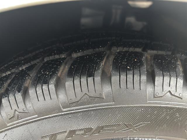 Used 2023 Ford Transit Connect XL image 10