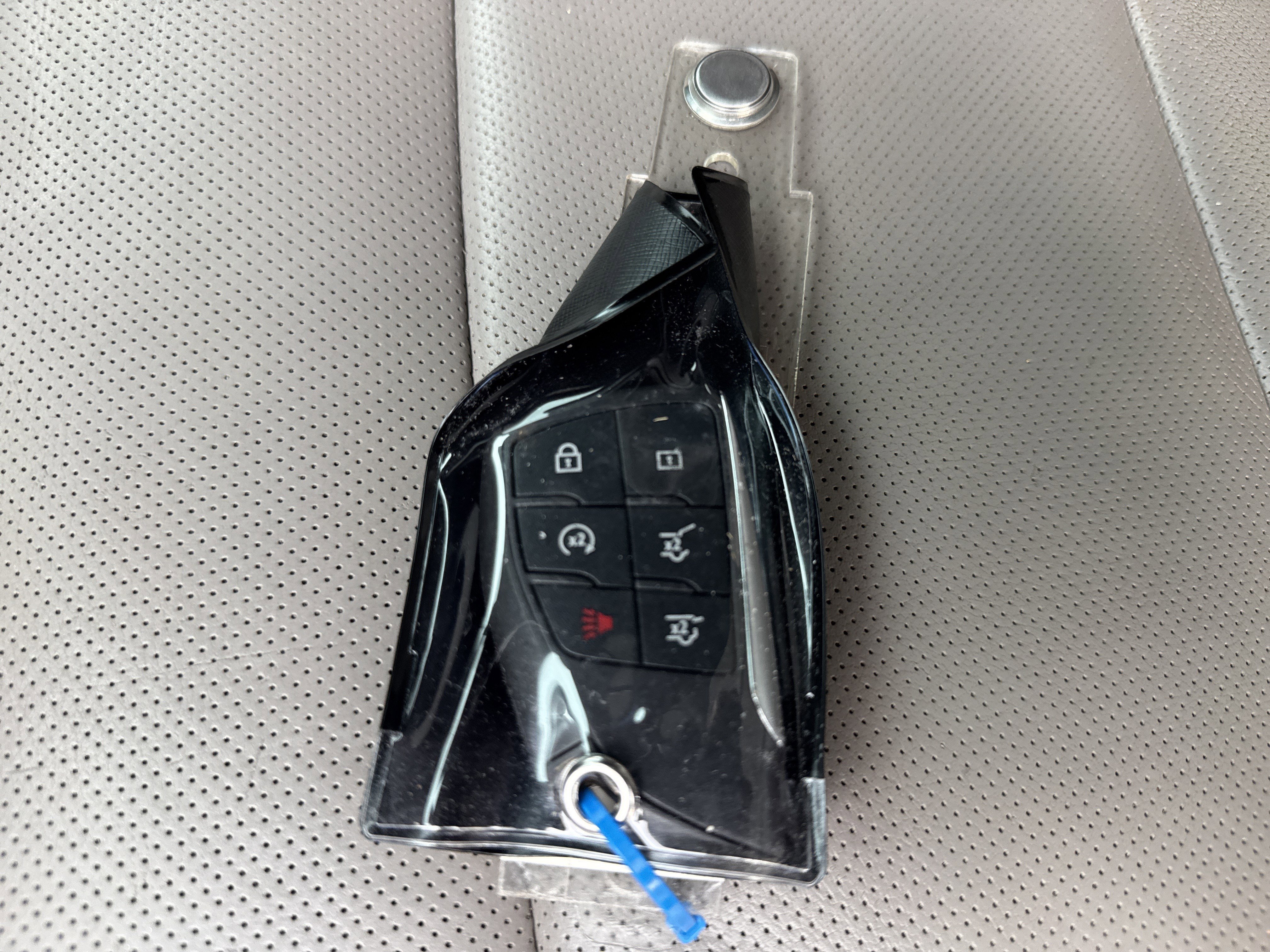 Used 2022 GMC Yukon SLT w/ SLT Premium Package image 39