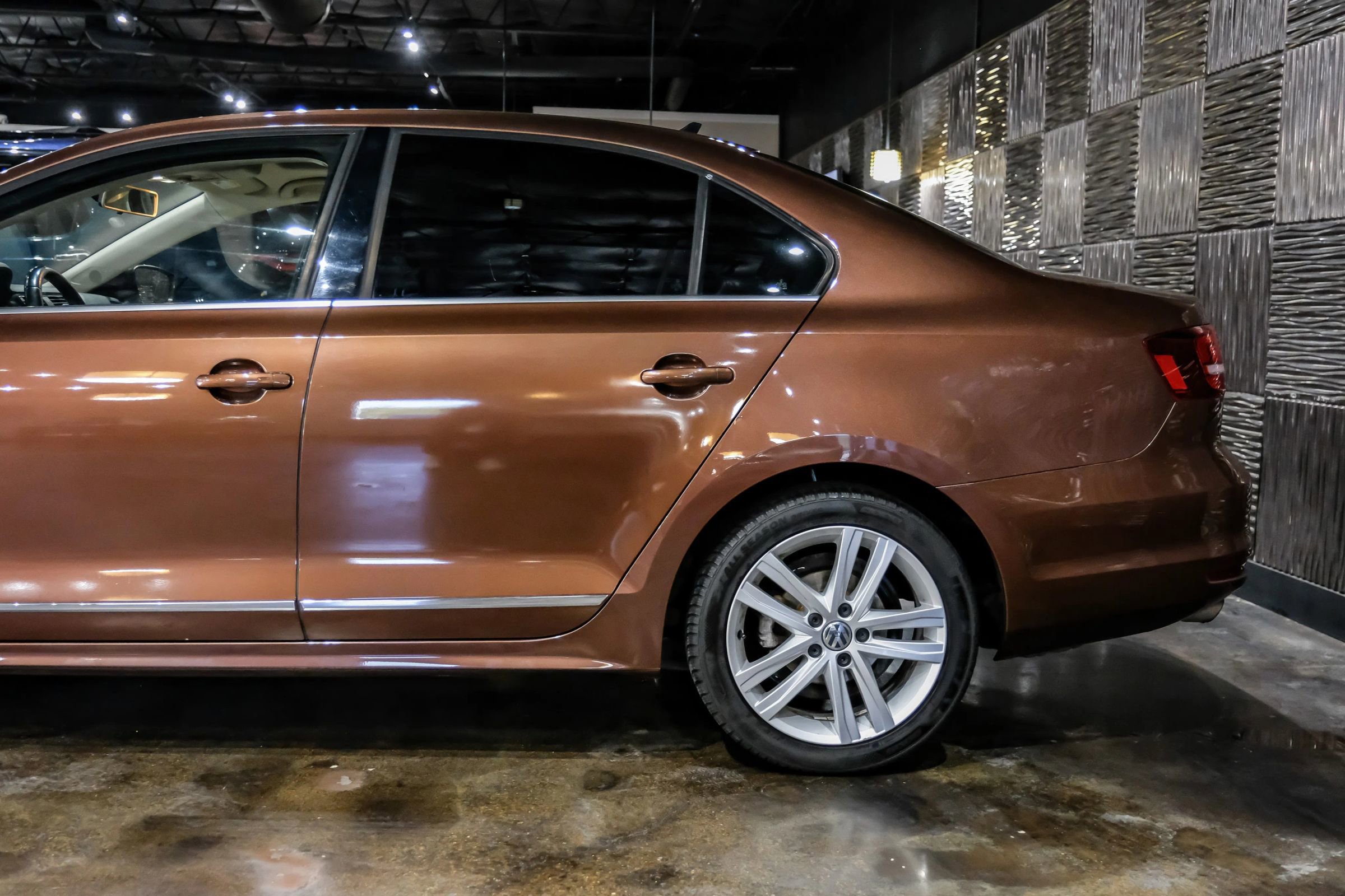 Used 2017 Volkswagen Jetta SEL FWD image 14