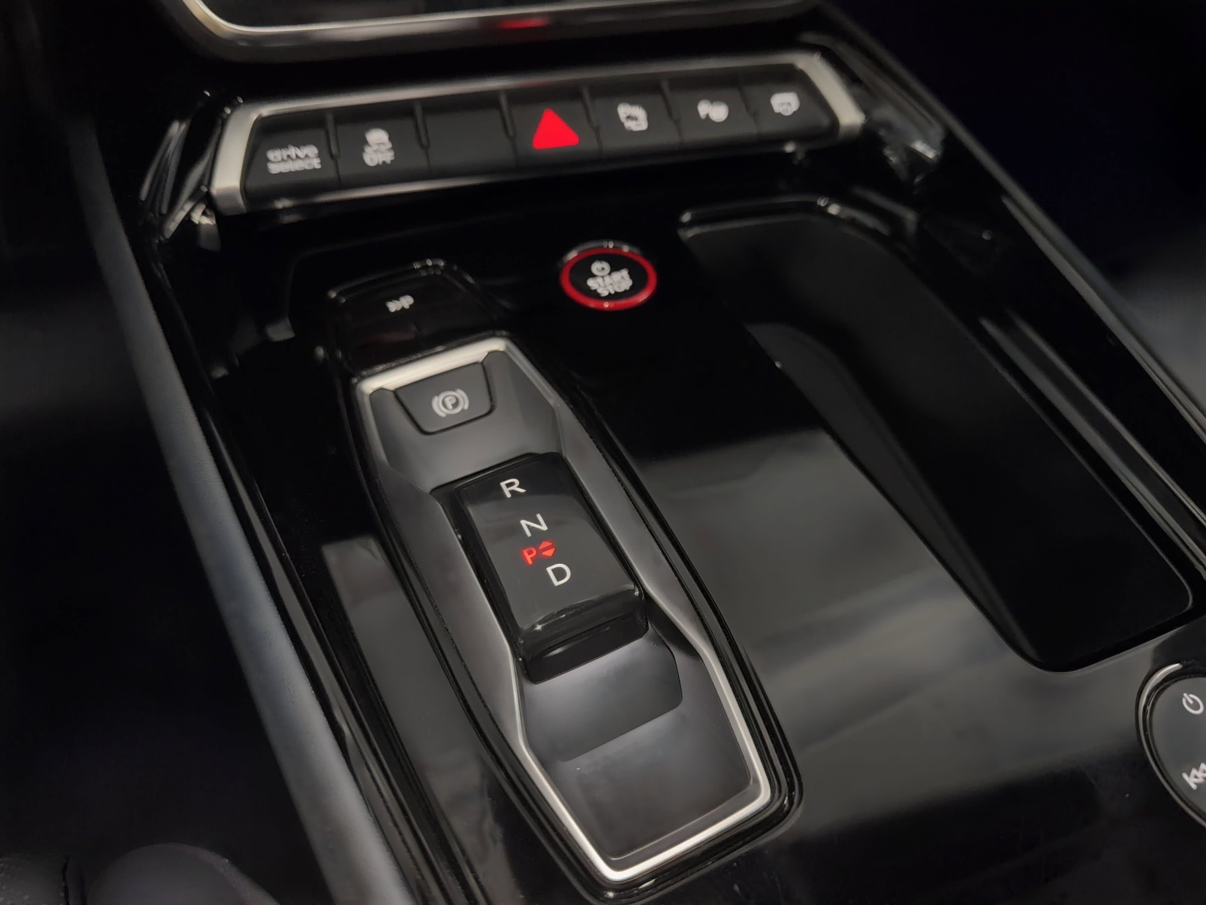 Used 2023 Audi RS e-tron GT w/ Carbon Performance Package image 25