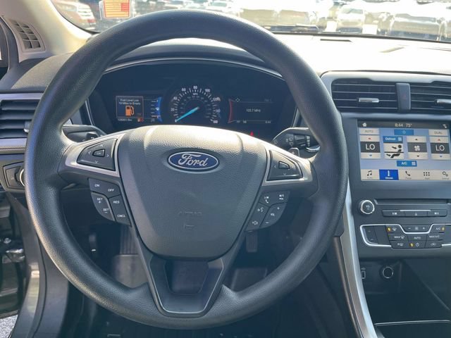 Used 2018 Ford Fusion SE w/ Fusion SE Technology Package FWD image 23
