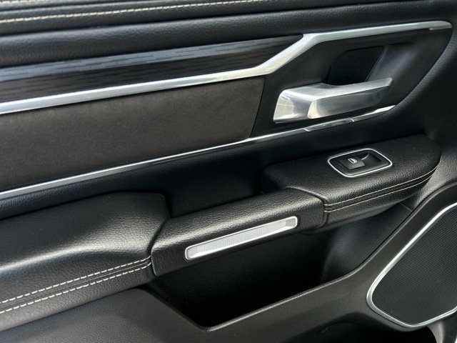 Used 2023 RAM 1500 Laramie AWD/4WD image 22
