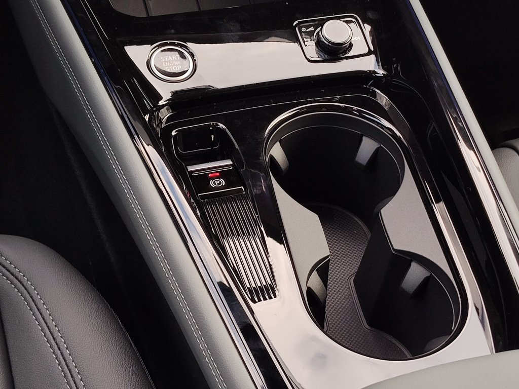 New 2026 Audi Q3 quattro 2.0T AWD/4WD image 9