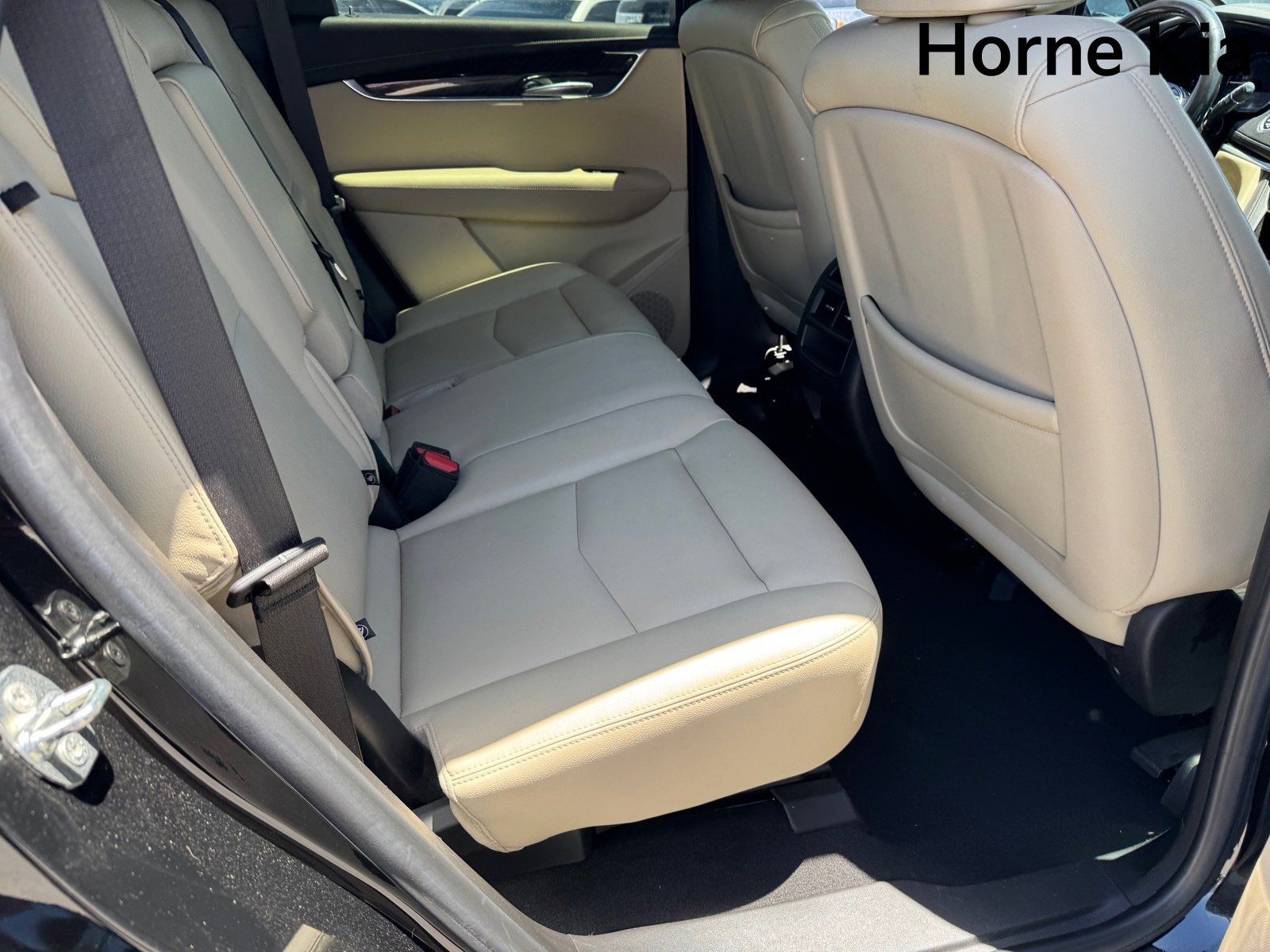 Used 2019 Cadillac XT5 FWD image 28