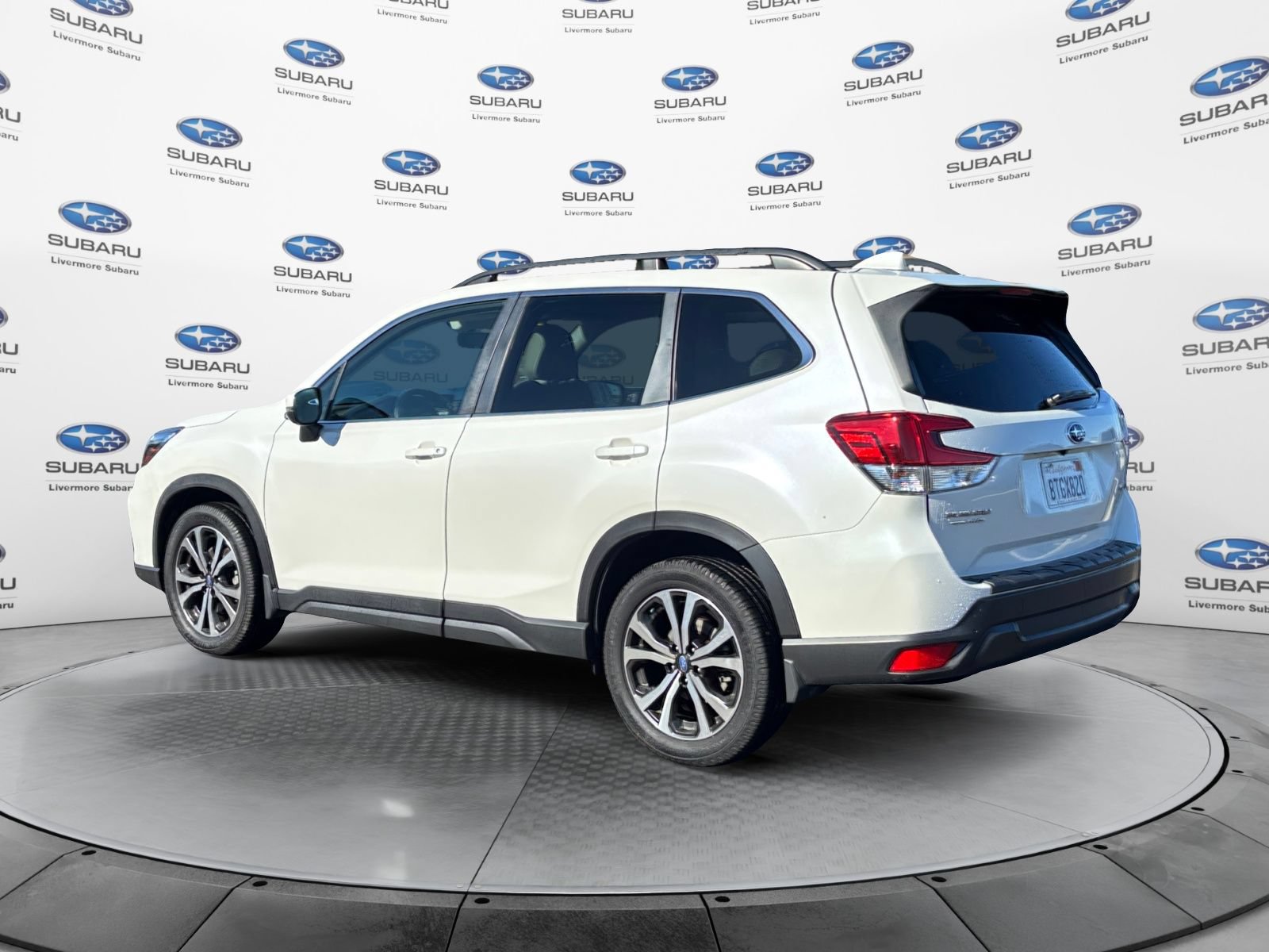 Used 2020 Subaru Forester Limited AWD/4WD image 4