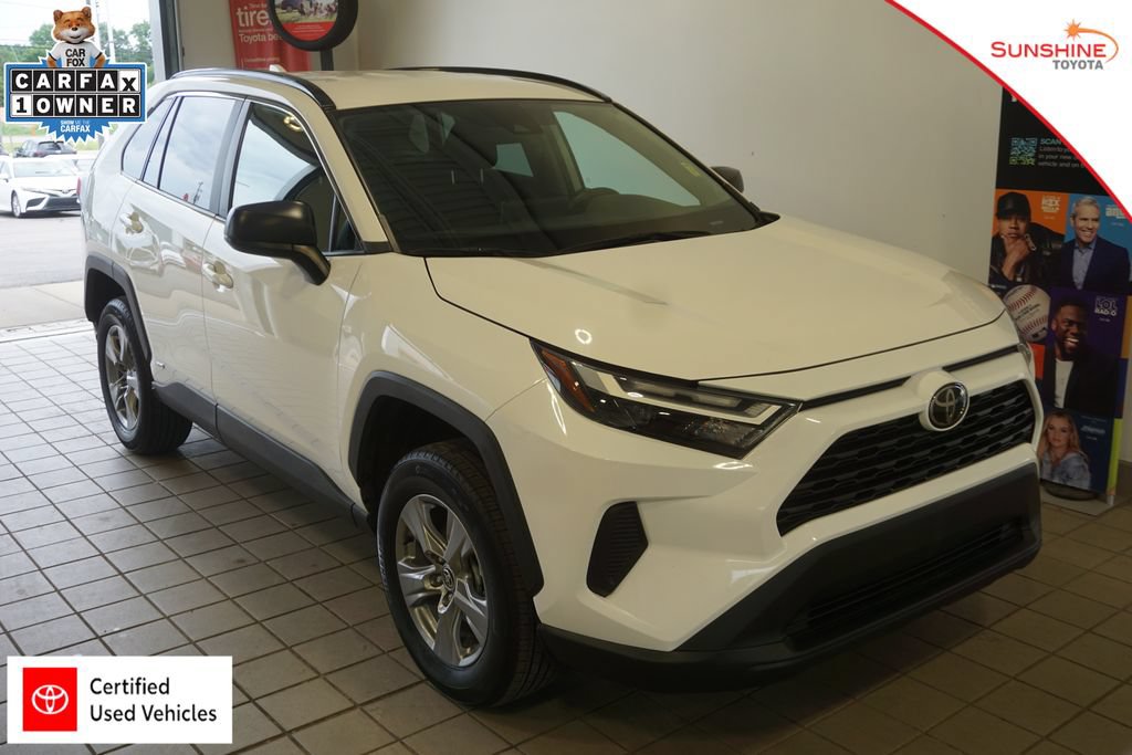 Certified 2025 Toyota RAV4 LE AWD/4WD video 1