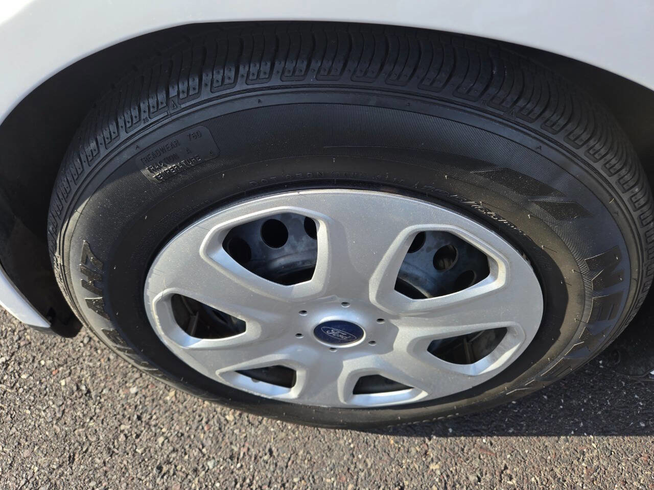 Used 2014 Ford Focus S image 24