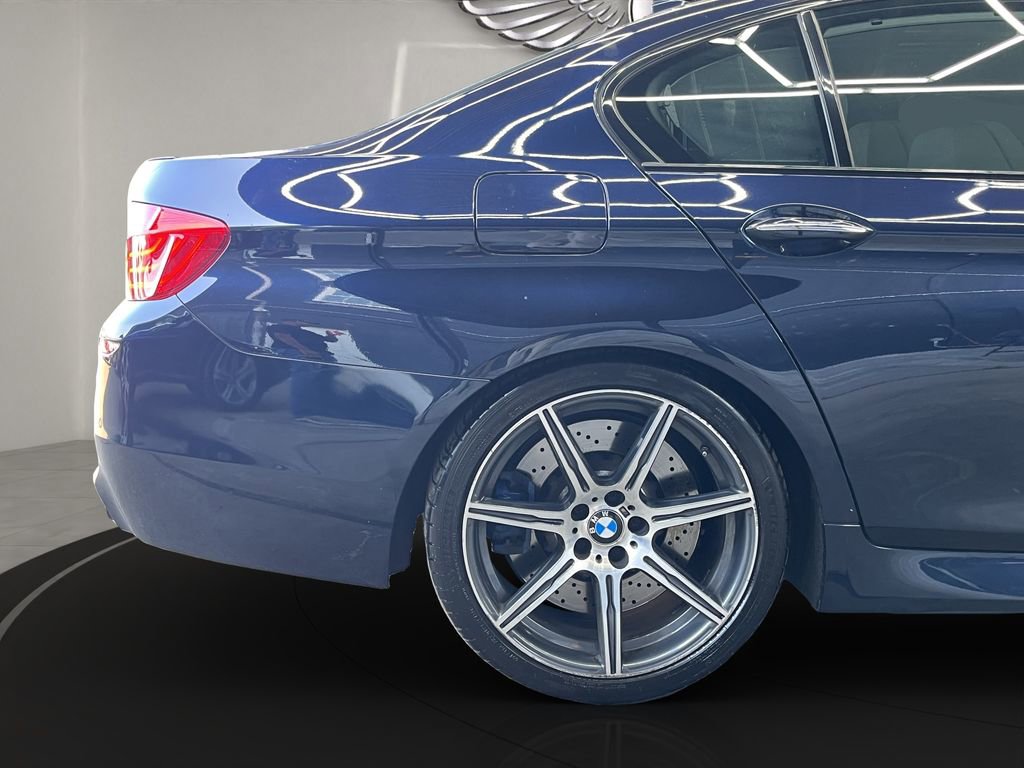 Used 2015 BMW M5 w/ Competition Package image 28