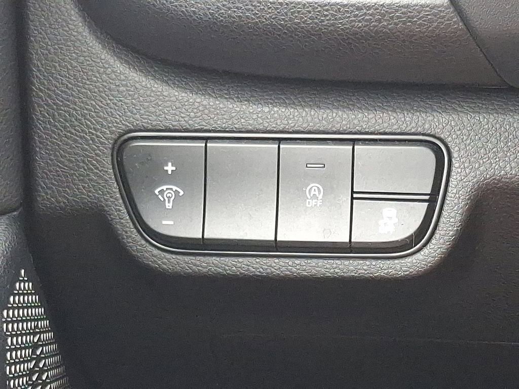 Used 2024 Kia Seltos EX image 25