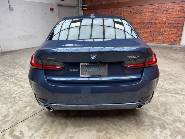 New 2026 BMW 330i xDrive Sedan AWD/4WD image 4