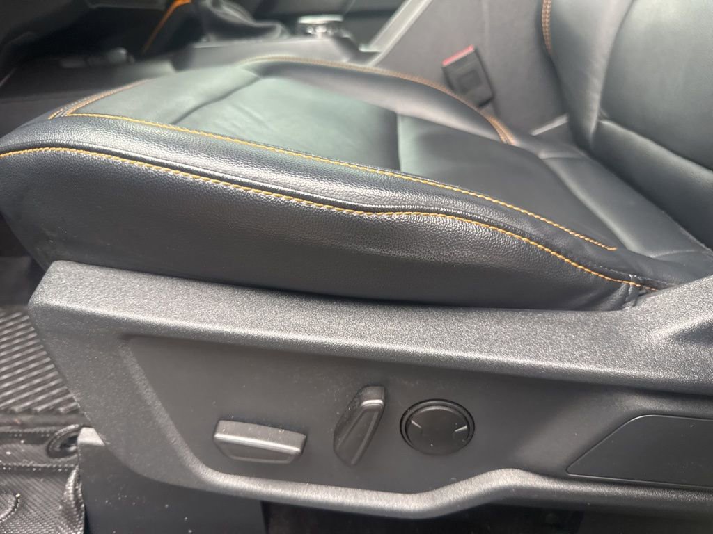 Used 2024 Ford Bronco Badlands image 12