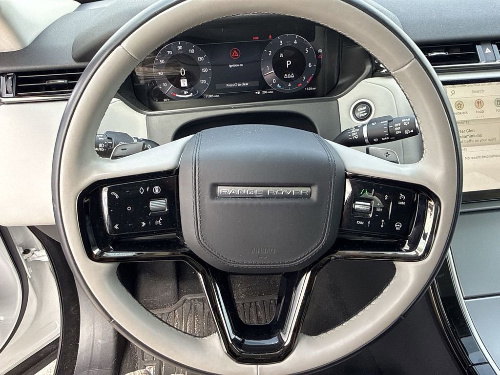 Used 2025 Land Rover Range Rover Velar S image 21