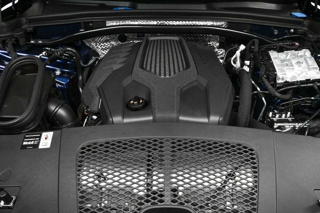 New 2025 Porsche Macan image 34