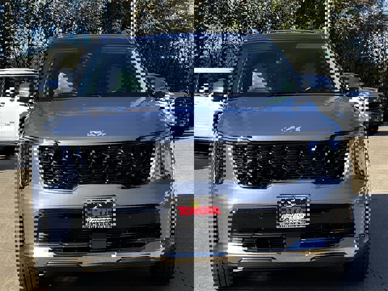 Used 2024 Kia Sorento S w/ Panoramic Sunroof Package image 7