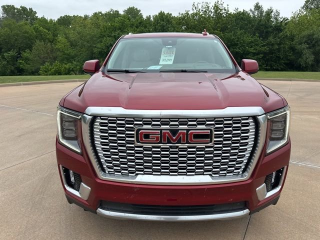Used 2023 GMC Yukon Denali w/ Denali Reserve Package AWD/4WD image 8