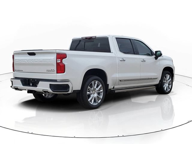Used 2025 Chevrolet Silverado 1500 High Country AWD/4WD image 3