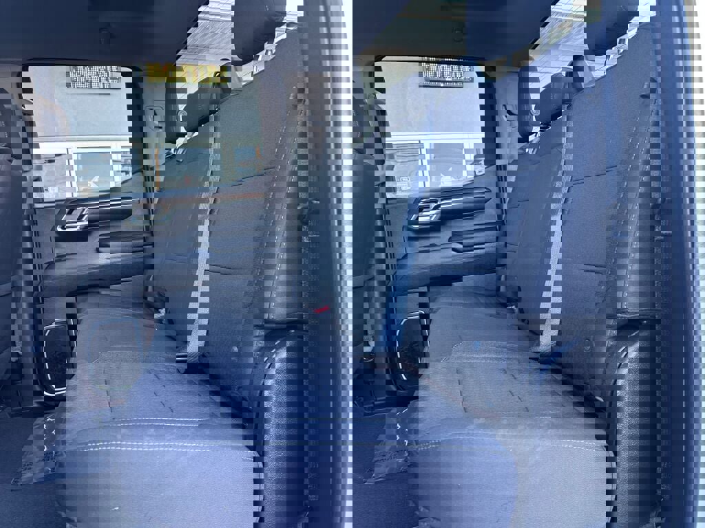 Used 2022 Chevrolet Silverado 1500 LT image 23