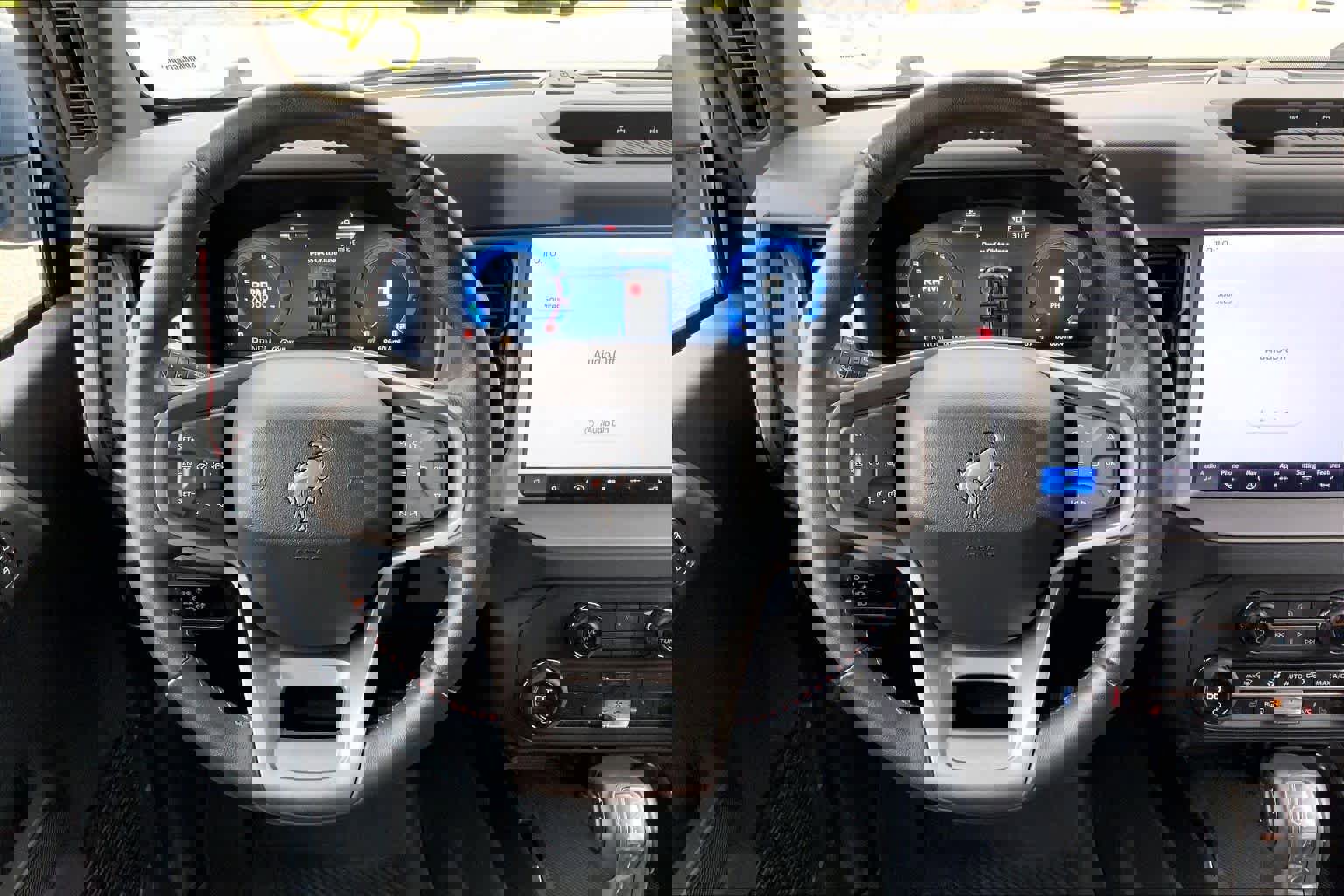 Certified 2025 Ford Bronco Big Bend w/ Black Diamond Package image 6