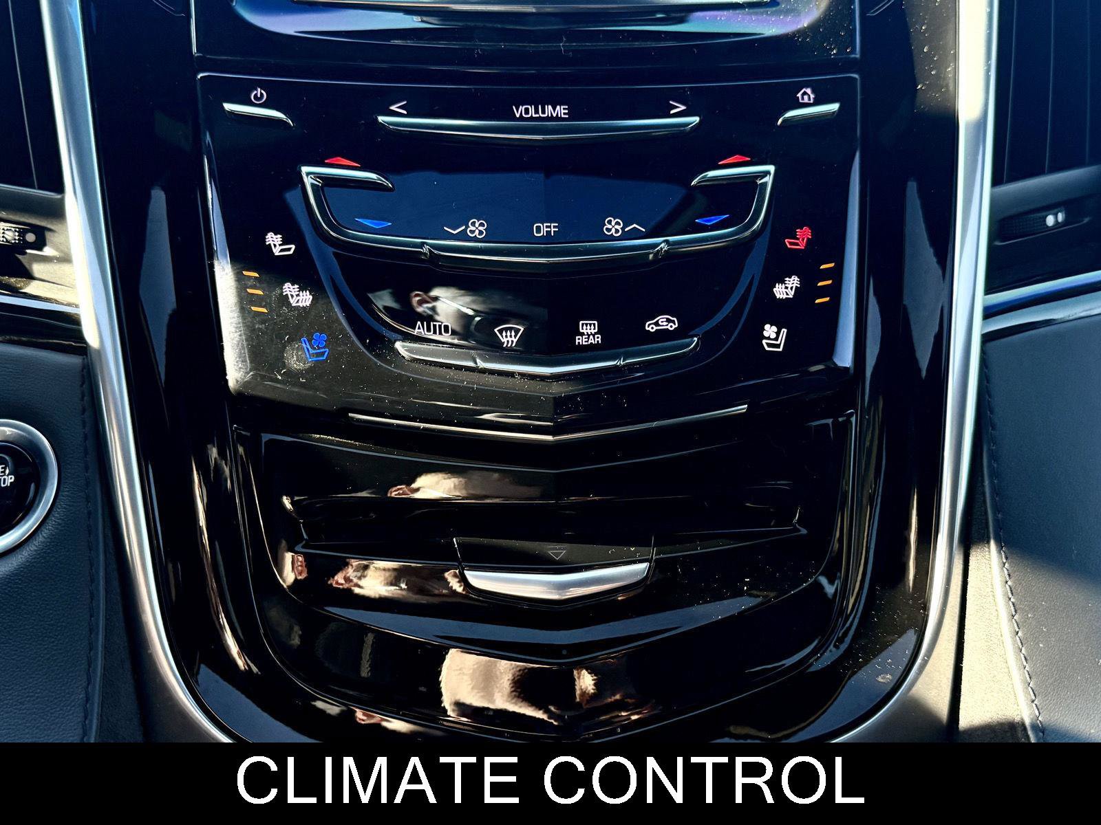 Used 2019 Cadillac Escalade ESV Platinum AWD/4WD image 30
