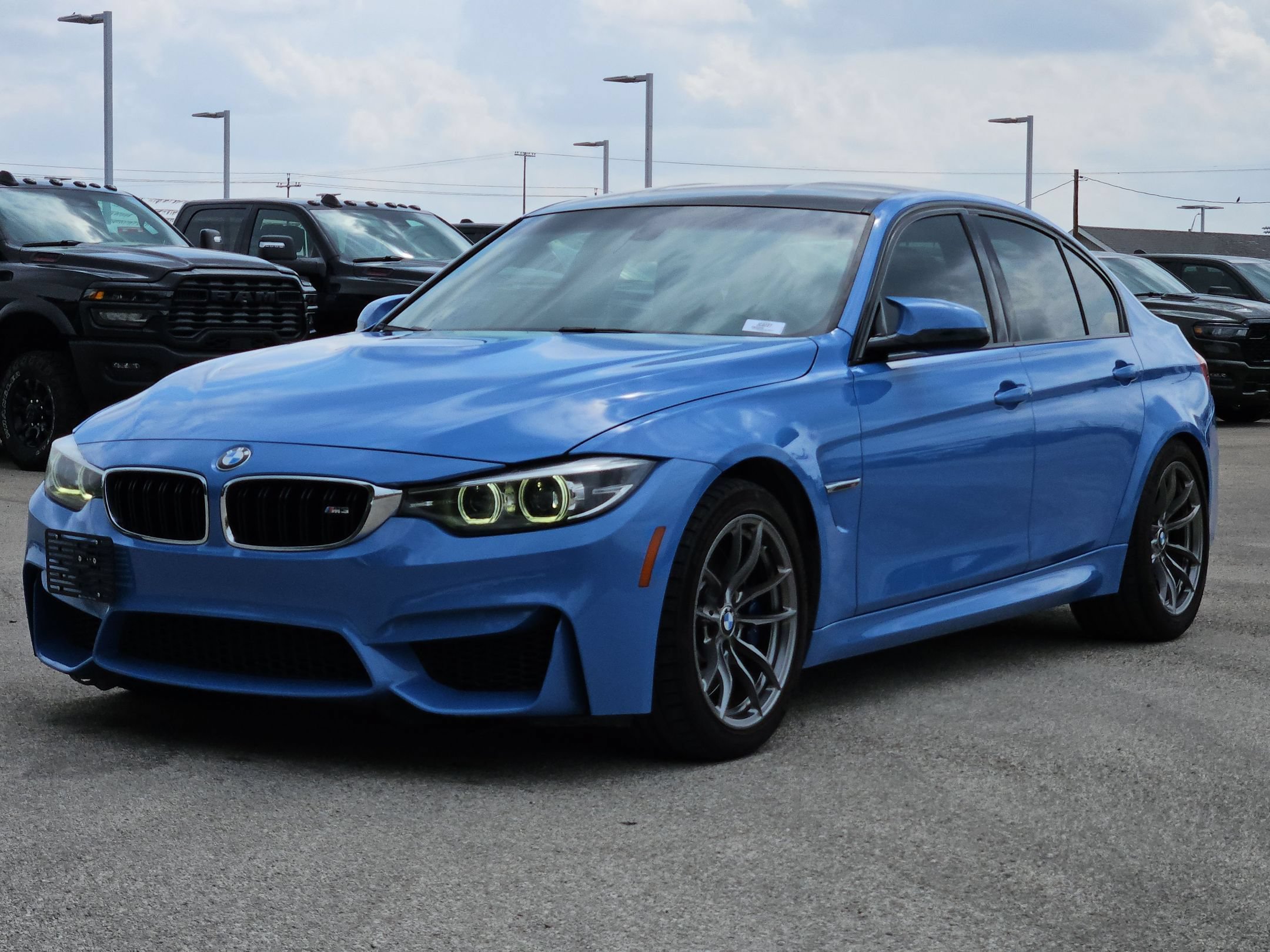 Used 2018 BMW M3 RWD image 7