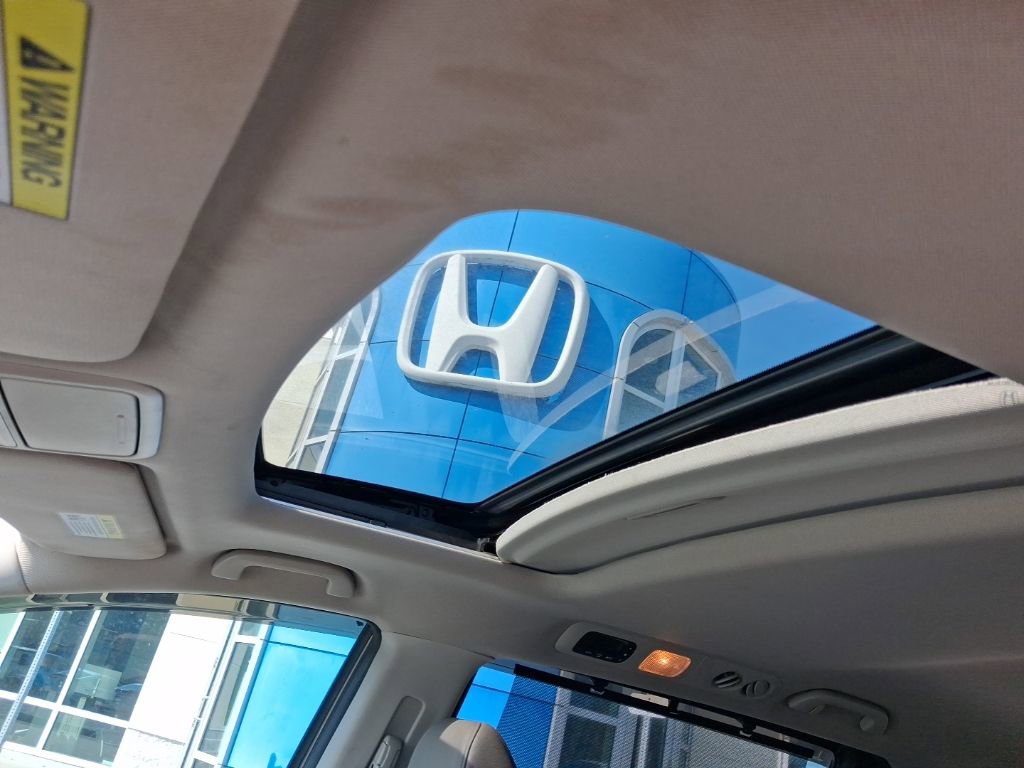Used 2014 Honda Odyssey EX-L image 17