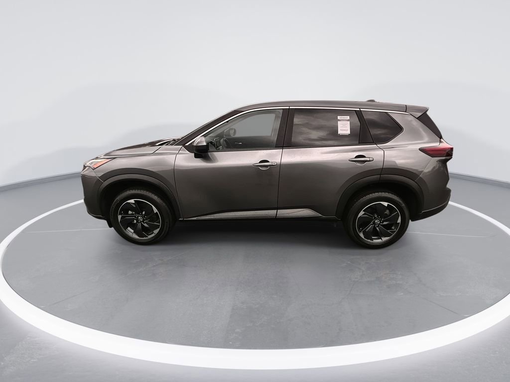 Used 2024 Nissan Rogue SV image 5