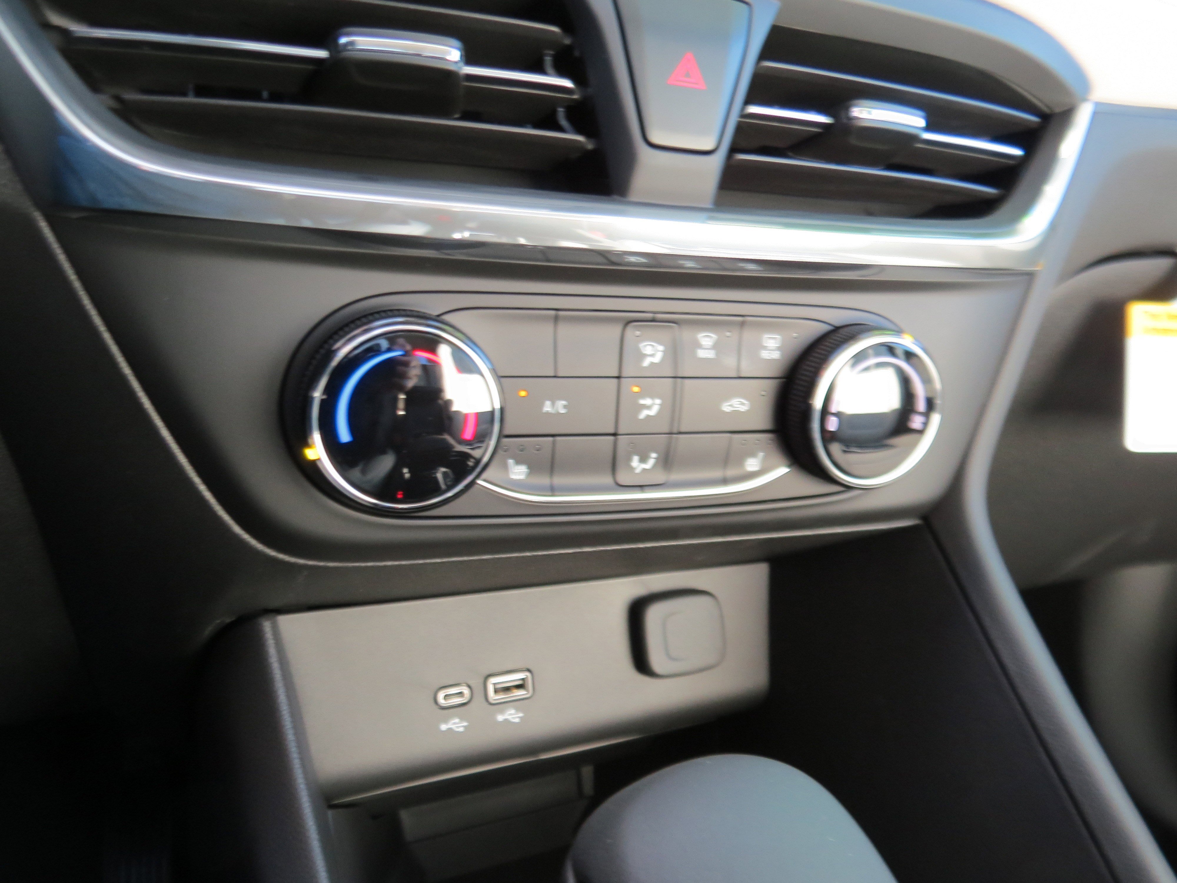 New 2026 Buick Encore GX Preferred w/ Comfort Package image 22