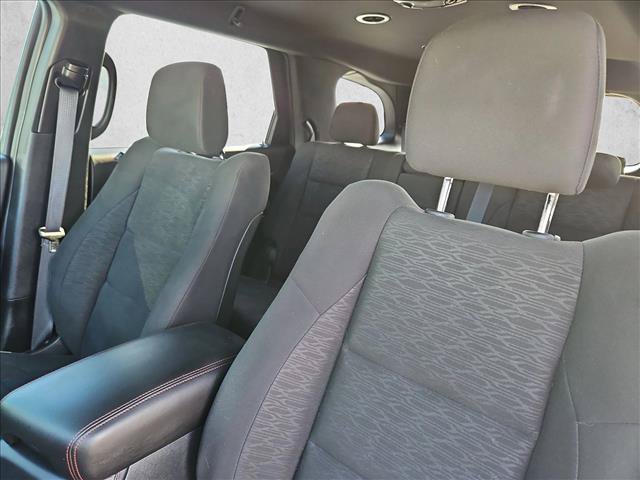 Used 2025 Dodge Durango GT w/ Blacktop Package RWD image 16