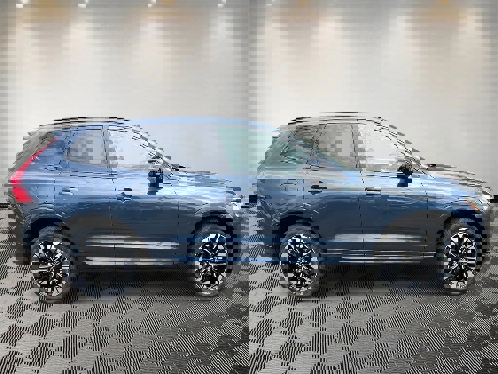 Certified 2026 Volvo XC60 B5 Plus w/ Protection Package Premier AWD/4WD image 2