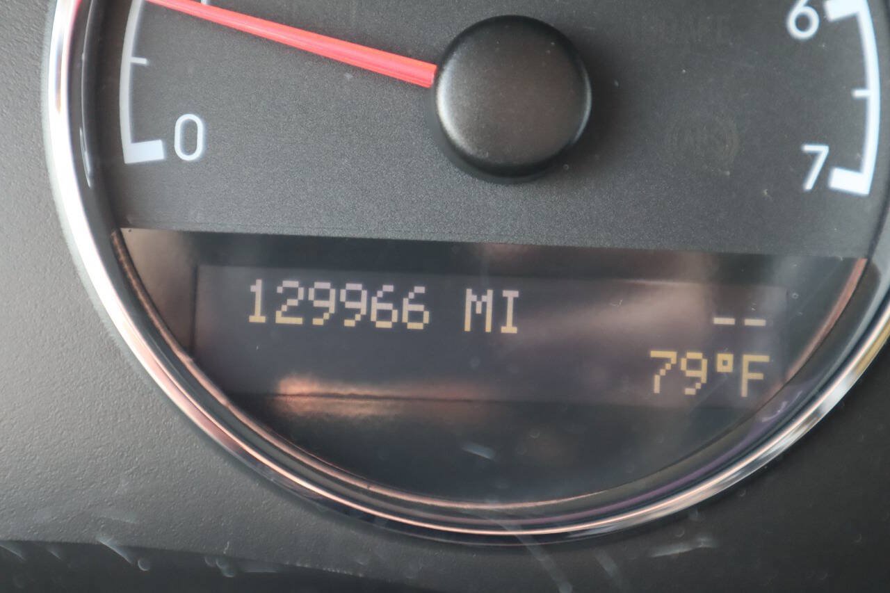 Used 2006 Chevrolet Uplander LT AWD/4WD image 28