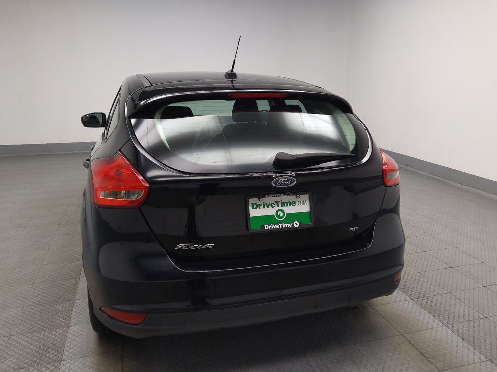 Used 2018 Ford Focus SE w/ Cold Weather Package FWD image 5