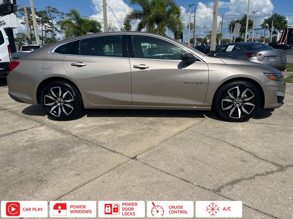 Used 2024 Chevrolet Malibu RS FWD image 2