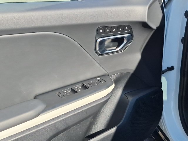 New 2026 Kia K4 EX FWD image 11