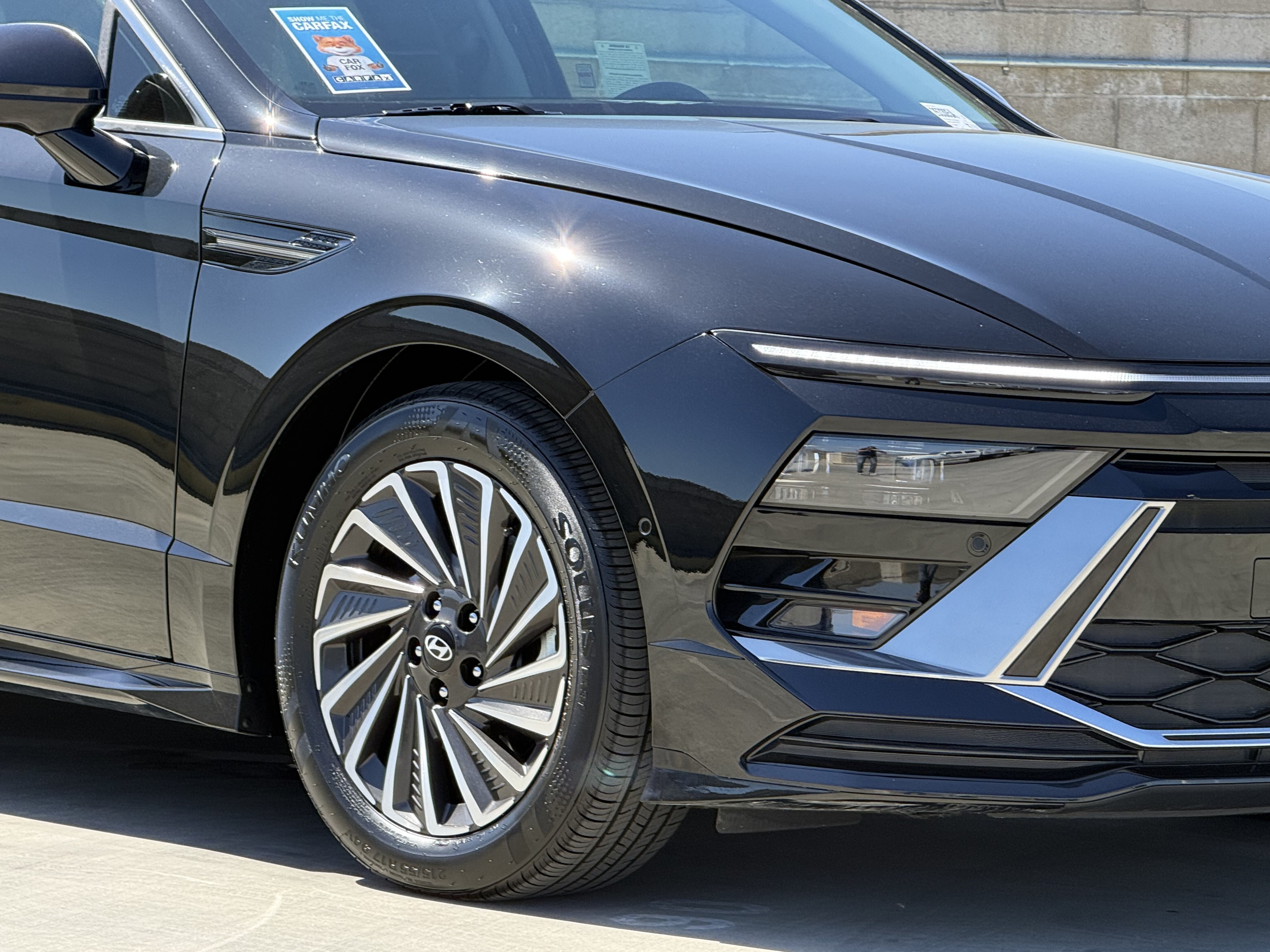 Used 2025 Hyundai Sonata Limited FWD image 4