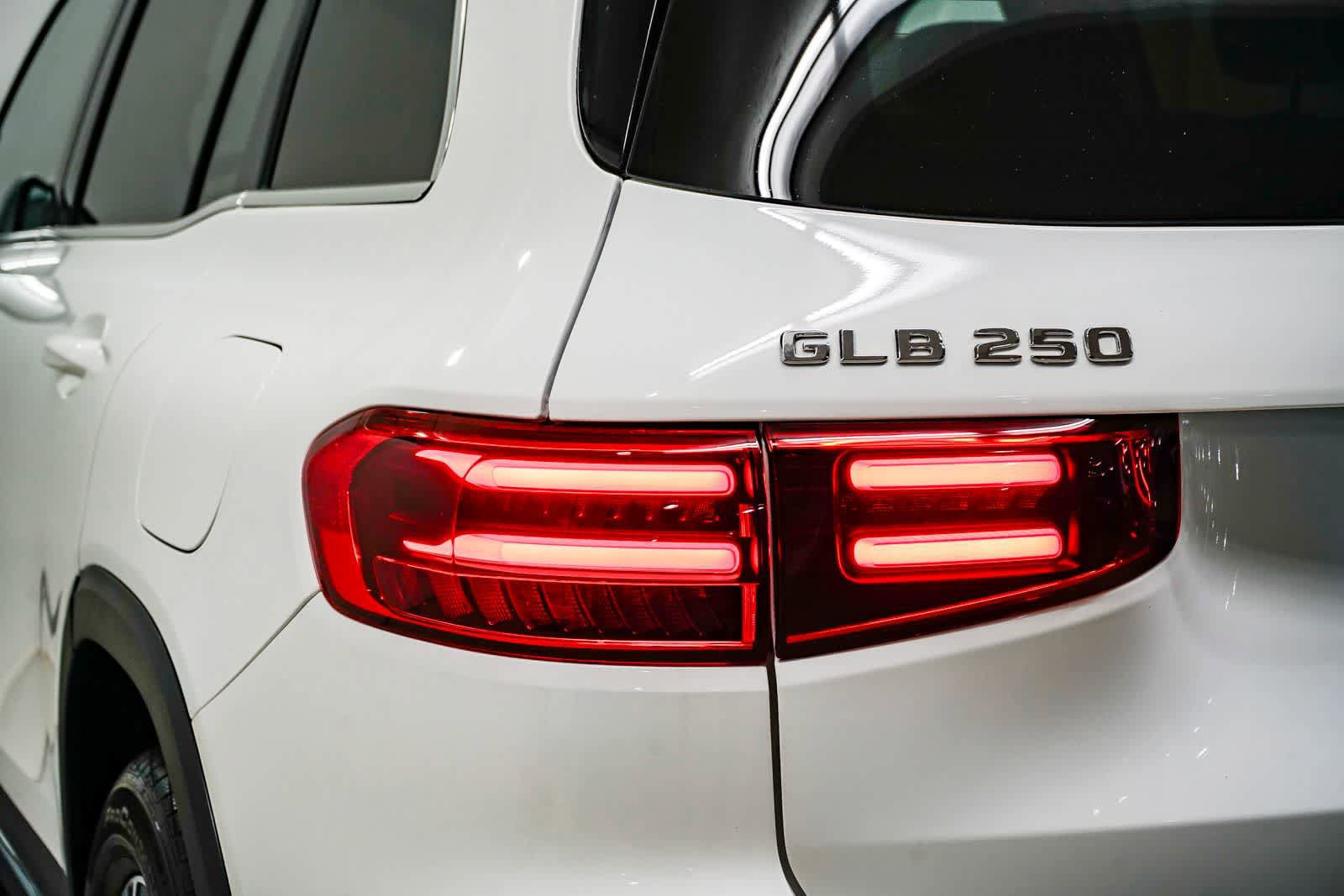 Used 2026 Mercedes-Benz GLB 250 image 9
