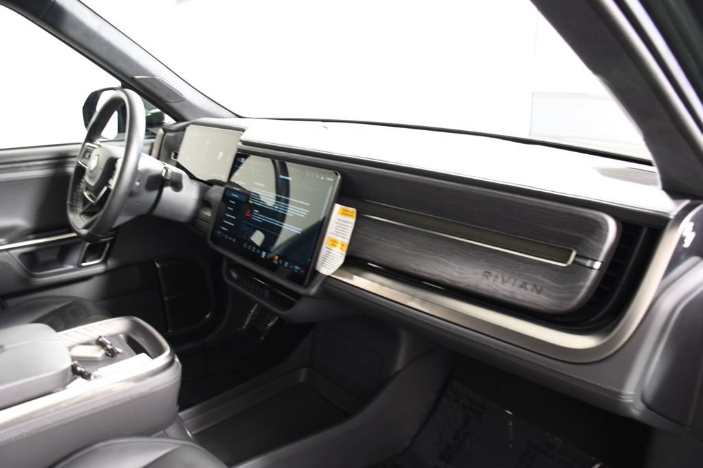 Used 2023 Rivian R1S Adventure AWD/4WD image 19