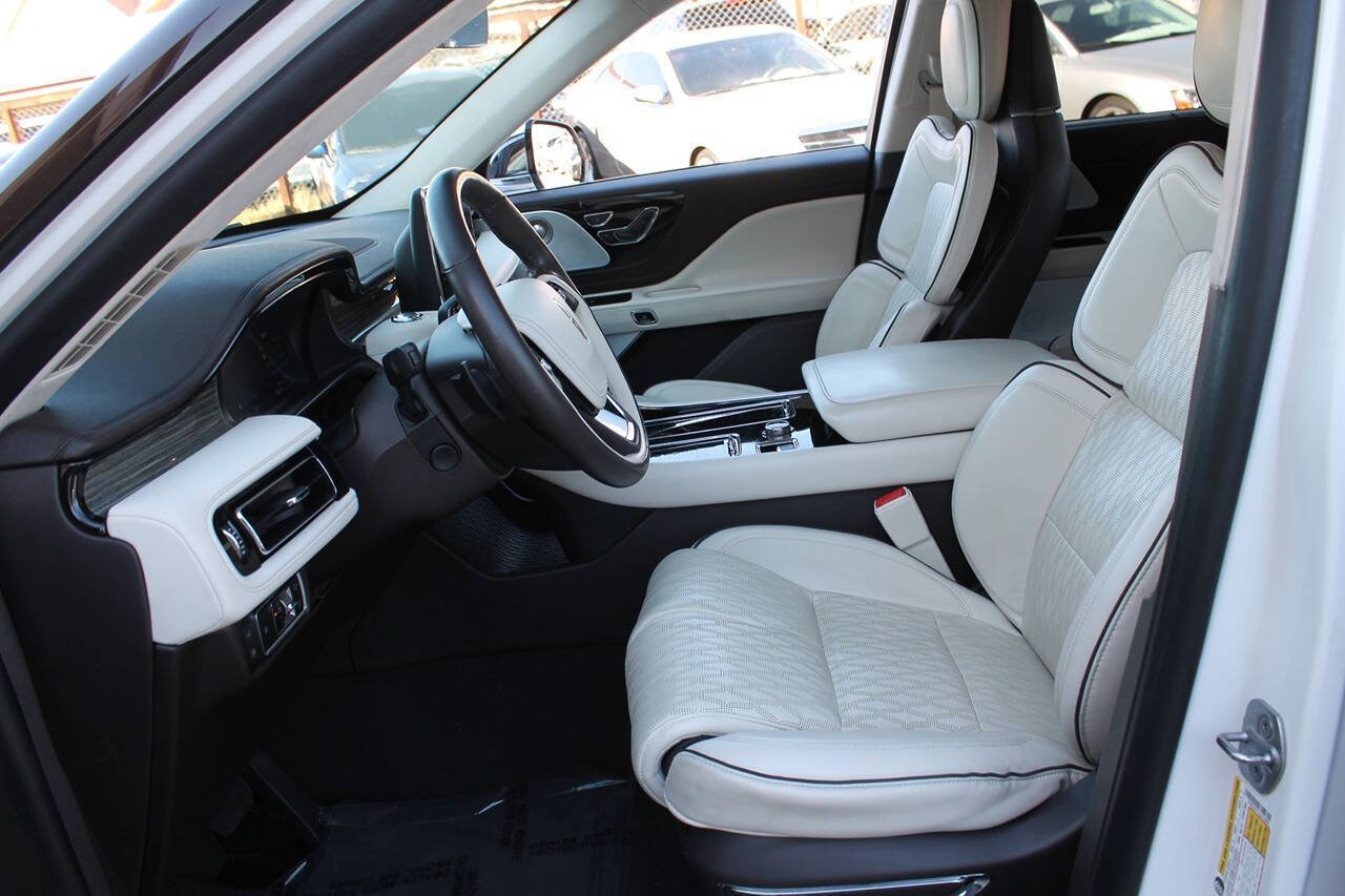 Used 2020 Lincoln Aviator Black Label Grand Touring w/ Class IV Trailer Tow Package AWD/4WD image 26