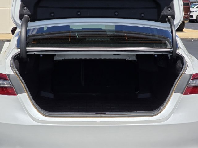 Used 2021 Toyota Camry XSE FWD image 30
