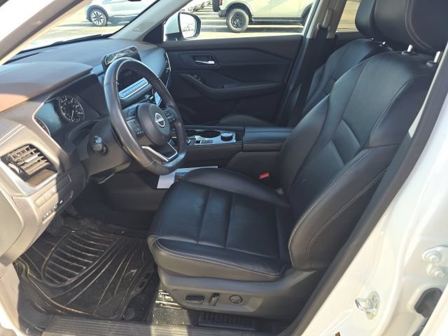 Used 2023 Nissan Rogue SL w/ SL Premium Package AWD/4WD image 16