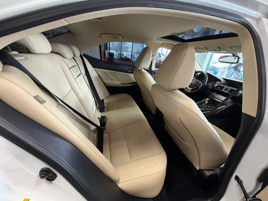 Used 2014 Lexus IS 250 w/ Premium Package RWD image 23